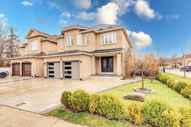 33 Eastvale Dr, House detached with 4 bedrooms, 5 bathrooms and 4 parking in Markham ON | Image 12