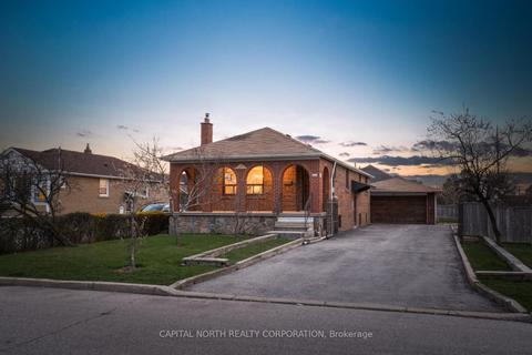 100 Cuffley Cres S, House detached with 3 bedrooms, 2 bathrooms and 12 parking in Toronto ON | Card Image