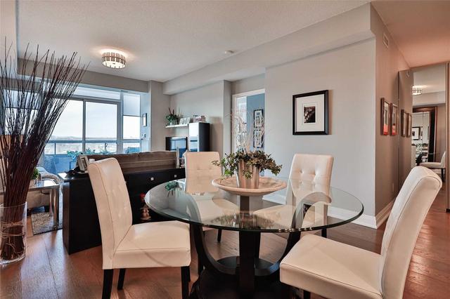 1307 - 1 Hurontario St, Condo with 1 bedrooms, 2 bathrooms and 2 parking in Mississauga ON | Image 4