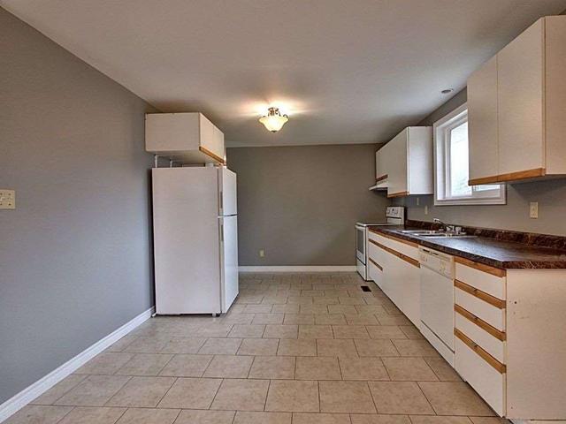 217 John St, House detached with 3 bedrooms, 3 bathrooms and 4 parking in Clearview ON | Image 13
