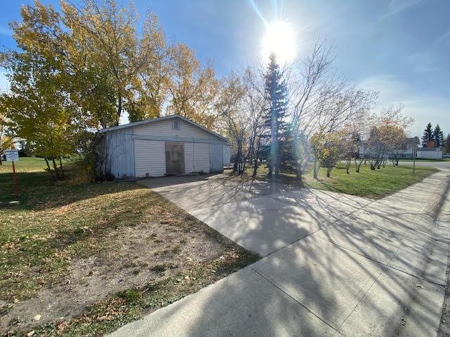 7715 Patterson Dr, House detached with 1 bedrooms, 1 bathrooms and 2 parking in Grande Prairie AB | Image 6