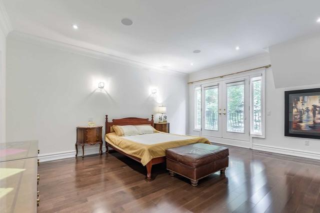 4 Ivor Rd, House detached with 5 bedrooms, 6 bathrooms and 7 parking in Toronto ON | Image 14