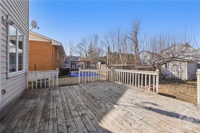 2034 Frank Bender Street, Home with 3 bedrooms, 3 bathrooms and 5 parking in Ottawa ON | Image 22