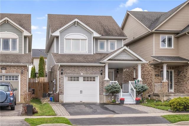 916 Banffshire Court, House detached with 3 bedrooms, 2 bathrooms and 3 parking in Kitchener ON | Image 1