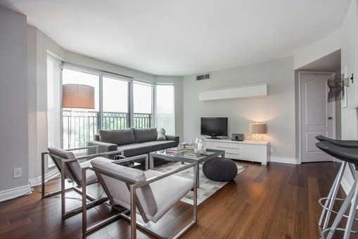 404 - 97 Lawton Blvd, Condo with 1 bedrooms, 1 bathrooms and 1 parking in Toronto ON | Image 9