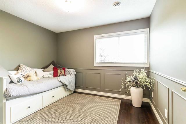 6 - 1572 Kerns Rd, Townhouse with 3 bedrooms, 3 bathrooms and 2 parking in Burlington ON | Image 15
