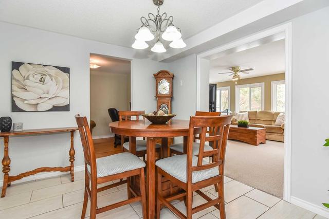 9 Hasting Blvd, House detached with 3 bedrooms, 2 bathrooms and 2 parking in Guelph ON | Image 4