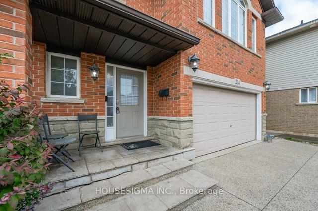 254 Springvalley Cres, House detached with 4 bedrooms, 4 bathrooms and 6 parking in Hamilton ON | Image 12