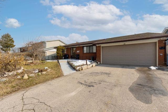 18 Davistow Cres, House detached with 4 bedrooms, 4 bathrooms and 4 parking in Toronto ON | Image 15