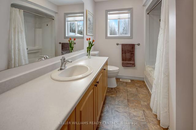 697 Elsinore Rd, House detached with 2 bedrooms, 2 bathrooms and 12 parking in South Bruce Peninsula ON | Image 8