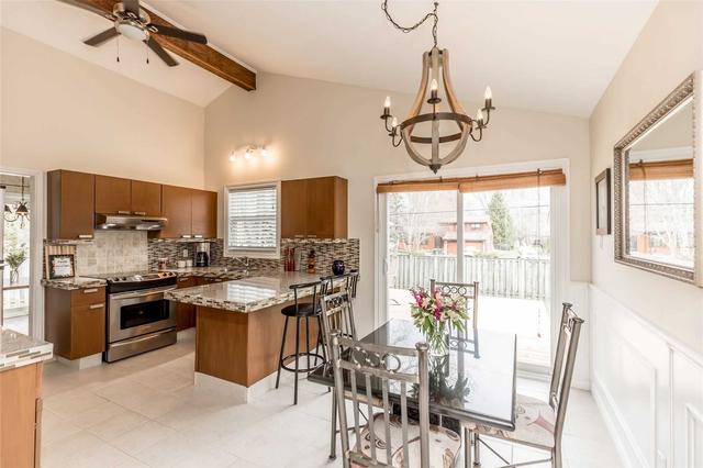 1124 Parkway Dr, House detached with 3 bedrooms, 2 bathrooms and 8 parking in Innisfil ON | Image 10