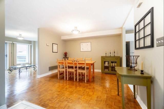 104 Lillington Ave, House detached with 3 bedrooms, 3 bathrooms and 2 parking in Toronto ON | Image 5