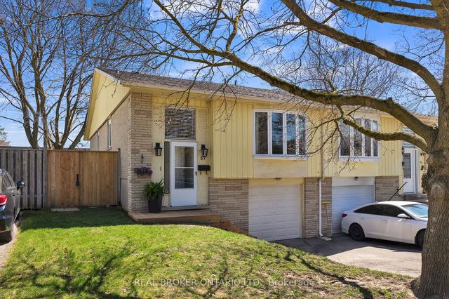 57 Chartwell Cres, House detached with 3 bedrooms, 2 bathrooms and 2 parking in Guelph ON | Image 12
