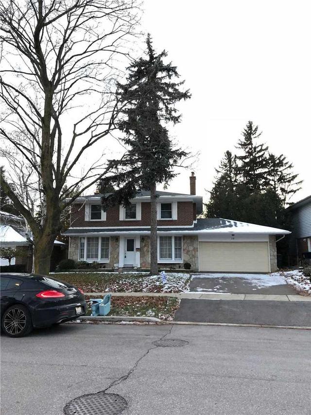 19 Dunlace Dr, House detached with 4 bedrooms, 3 bathrooms and 4 parking in Toronto ON | Image 1