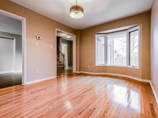 178 Queen St W, House detached with 3 bedrooms, 4 bathrooms and 3 parking in Mississauga ON | Image 14