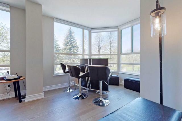 203 - 7805 Bayview Ave, Condo with 2 bedrooms, 2 bathrooms and 1 parking in Markham ON | Image 3