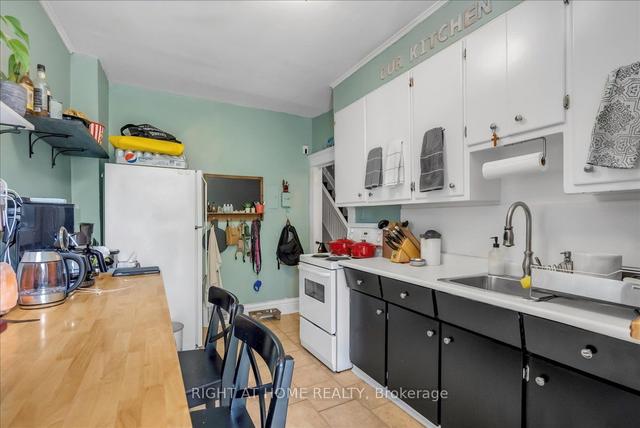 110 Donlands Ave S, Home with 2 bedrooms, 2 bathrooms and 2 parking in Toronto ON | Image 13