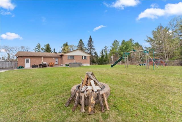 11791 Round Lake Road, House detached with 5 bedrooms, 3 bathrooms and 20 parking in Laurentian Valley ON | Image 29
