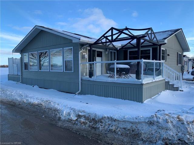 34 Algonquin Lane, House detached with 2 bedrooms, 2 bathrooms and 2 parking in Ashfield Colborne Wawanosh ON | Image 29