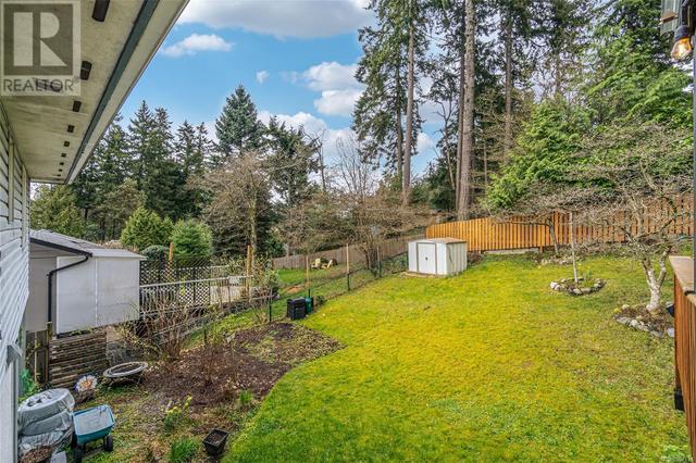 3759 Long Lake Terr, House detached with 4 bedrooms, 2 bathrooms and 2 parking in Nanaimo BC | Image 33