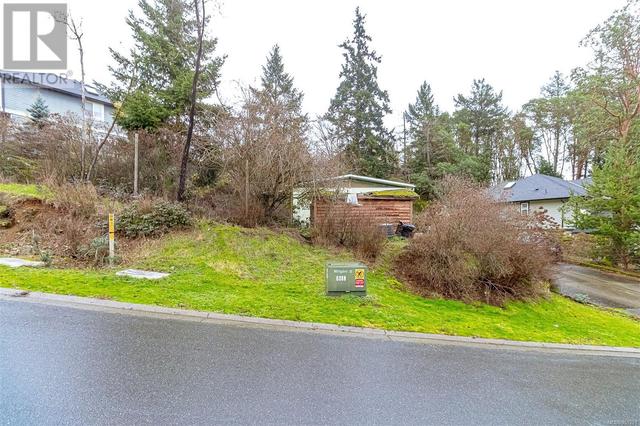 lot 36 Gade Rd, Home with 3 bedrooms, 3 bathrooms and 2 parking in Langford BC | Image 3