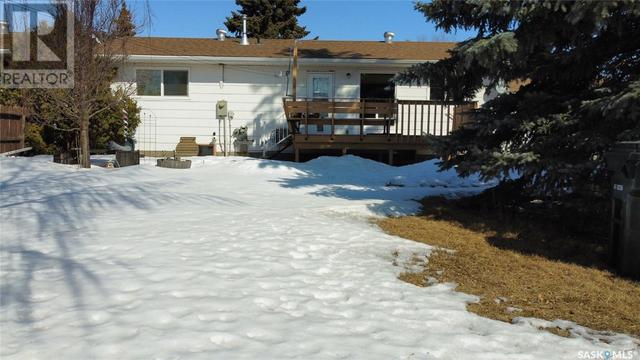 111 17th Street W, House detached with 4 bedrooms, 3 bathrooms and null parking in Battleford SK | Image 30