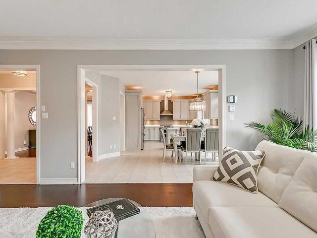 1506 Craigleith Rd, House detached with 4 bedrooms, 5 bathrooms and 4 parking in Oakville ON | Image 4