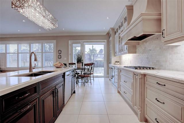 3309 Joan Dr, House detached with 4 bedrooms, 5 bathrooms and 4 parking in Mississauga ON | Image 8