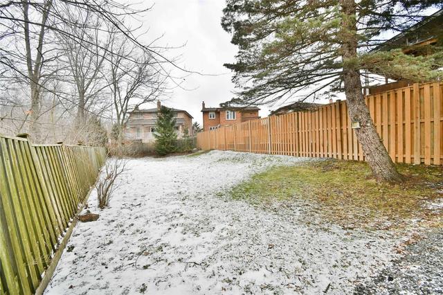 24 Backus Crt, House detached with 3 bedrooms, 3 bathrooms and 5 parking in Markham ON | Image 28