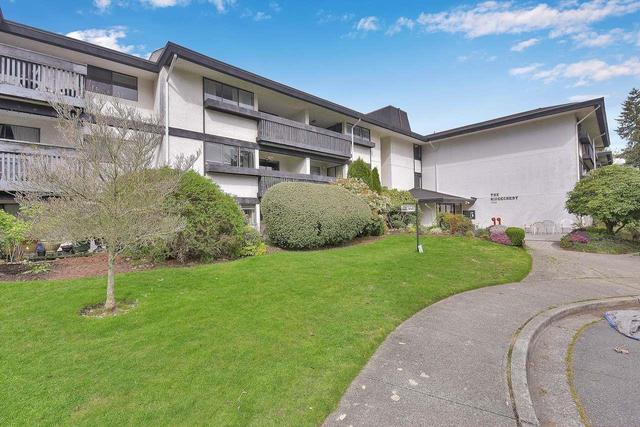 104 - 1561 Vidal Street, Condo with 2 bedrooms, 2 bathrooms and 1 parking in White Rock BC | Card Image