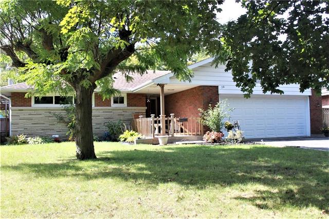 38 Kenworth Drive, House detached with 3 bedrooms, 1 bathrooms and 4 parking in St. Catharines ON | Image 3