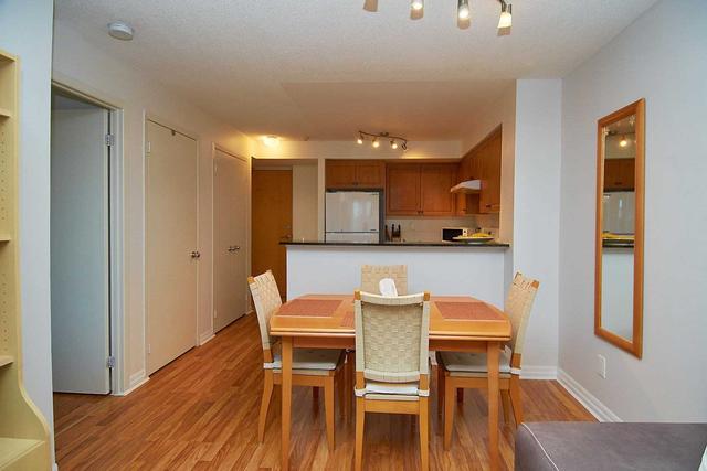 407 - 1040 The Queensway, Condo with 1 bedrooms, 1 bathrooms and 1 parking in Toronto ON | Image 4