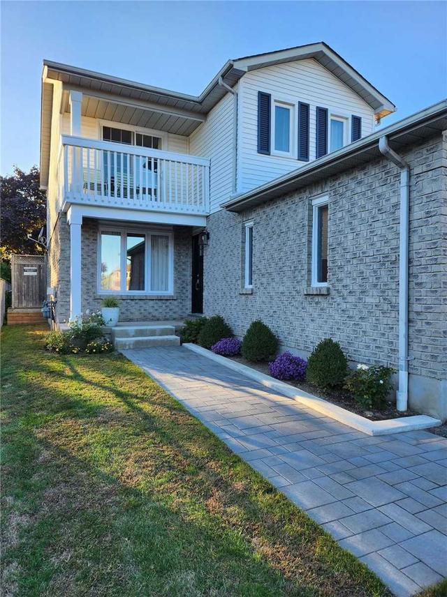 18 Birchfield Crt, House detached with 3 bedrooms, 3 bathrooms and 5 parking in Clarington ON | Image 34