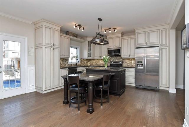 18 Antrim Crt, House detached with 3 bedrooms, 3 bathrooms and 6 parking in Caledon ON | Image 22