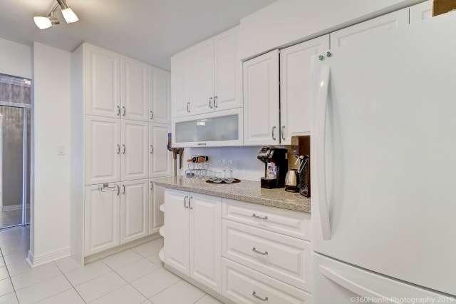 2008 - 30 Greenfield Ave, Condo with 2 bedrooms, 2 bathrooms and 1 parking in Toronto ON | Image 17