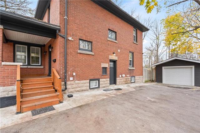 5835 Brookfield Avenue, House detached with 6 bedrooms, 3 bathrooms and 4 parking in Niagara Falls ON | Image 12