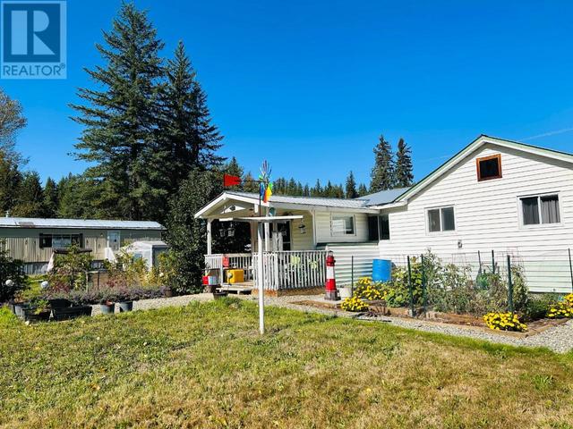 418 Webber Road, House detached with 2 bedrooms, 1 bathrooms and null parking in Clearwater BC | Image 38