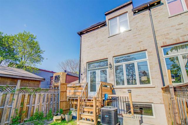170 Leyton Ave, House semidetached with 4 bedrooms, 4 bathrooms and 3 parking in Toronto ON | Image 24