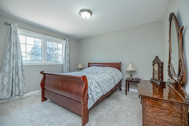 61 Oakridge Dr, House detached with 4 bedrooms, 5 bathrooms and 6 parking in Barrie ON | Image 10