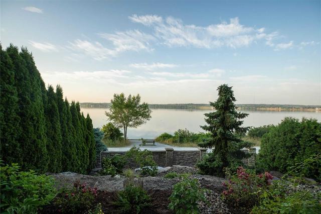 35 Kempenfelt Dr, House detached with 3 bedrooms, 5 bathrooms and 4 parking in Barrie ON | Image 31
