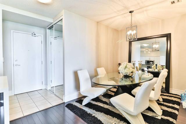 1505 - 38 Fontenay Crt, Condo with 2 bedrooms, 2 bathrooms and 1 parking in Toronto ON | Image 5
