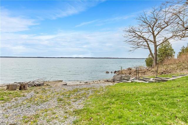 1808a&b Howe Island Drive, House detached with 3 bedrooms, 2 bathrooms and 10 parking in Frontenac Islands ON | Image 20