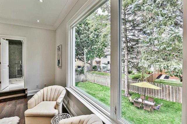 12 Stonedene Blvd, House detached with 5 bedrooms, 5 bathrooms and 6 parking in Toronto ON | Image 11