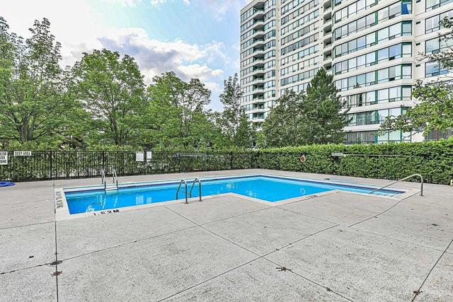 410 - 110 Promenade Circ, Condo with 2 bedrooms, 2 bathrooms and 1 parking in Vaughan ON | Image 15