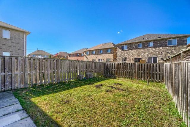 57 Cadillac Cres, House semidetached with 3 bedrooms, 2 bathrooms and 4 parking in Brampton ON | Image 26