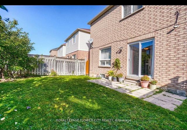 30 Heathwood Dr, House detached with 4 bedrooms, 4 bathrooms and 4 parking in Brampton ON | Image 30