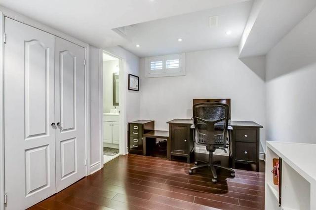 27 Shaughnessy Blvd E, House detached with 4 bedrooms, 4 bathrooms and 4 parking in Toronto ON | Image 21