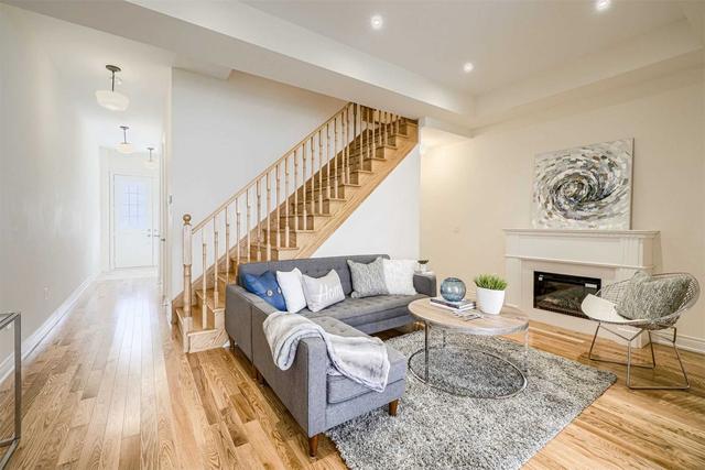 10 Lasalle Lane, House semidetached with 4 bedrooms, 5 bathrooms and 2 parking in Richmond Hill ON | Image 31