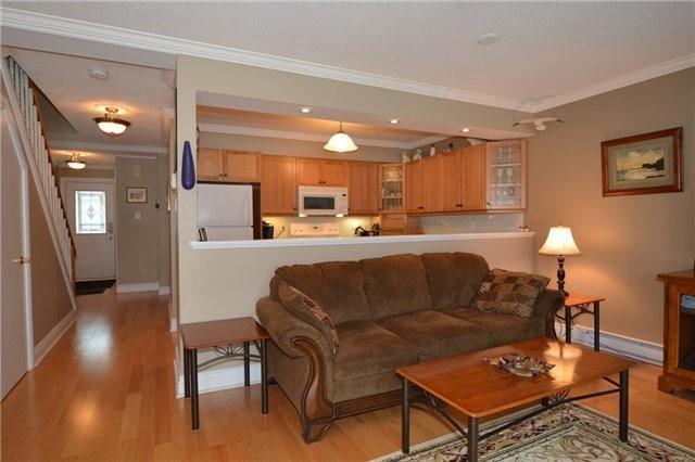 Unit 17 - 41 Laguna Pkwy, Townhouse with 3 bedrooms, 3 bathrooms and 1 parking in Ramara ON | Image 5