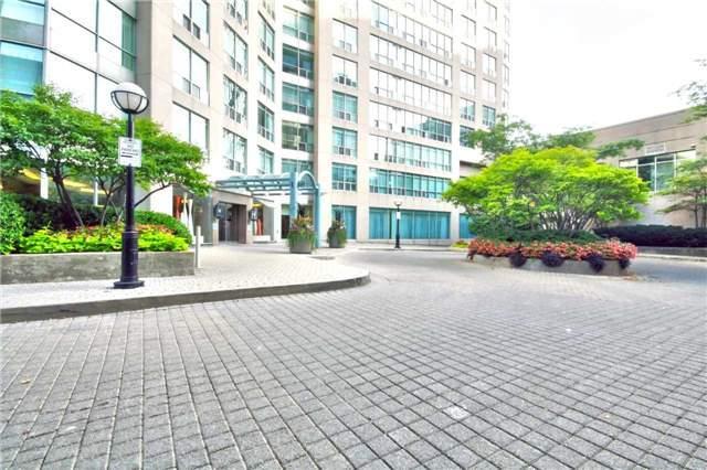 1002 - 942 Yonge St, Condo with 2 bedrooms, 2 bathrooms and 2 parking in Toronto ON | Image 15